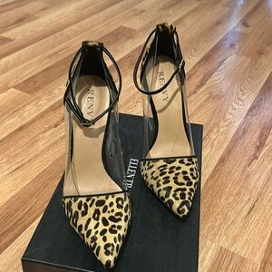 By Renvy. Size 7 leopard print/ side of shoe clear.